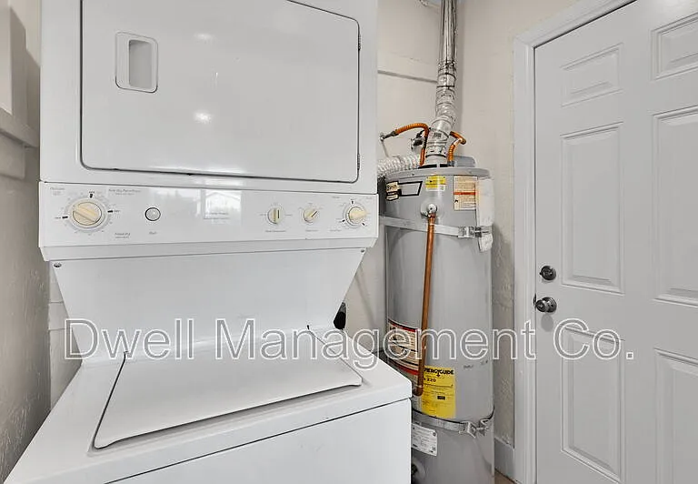 1430 Diamond Ln — Photo 20