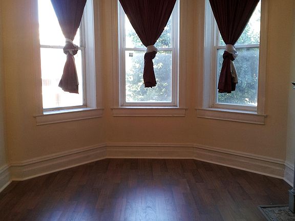 3rd image of 3548 S Hoyne Ave