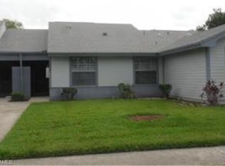 10567 Putnam Ct, Lehigh Acres, FL 33936