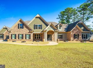 650 New Morn Dr, Hampton, GA 30228