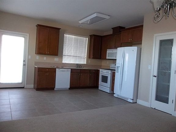 5th image of 1243 Kensington Dr