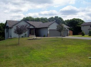 28559 Holly Dr NW, Isanti, MN 55040