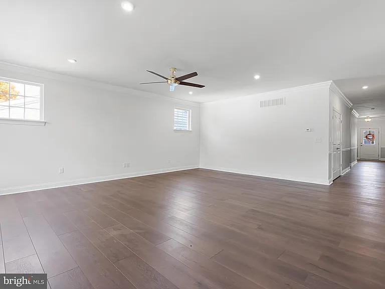 240 Baldy Ln — Photo 20