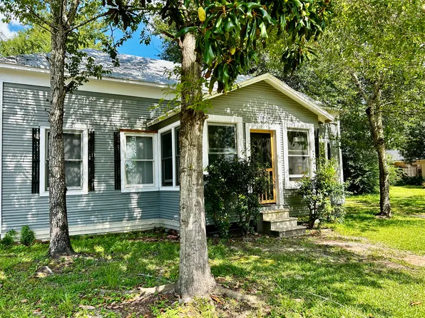 208 N Division St #A, Deridder, LA 70634