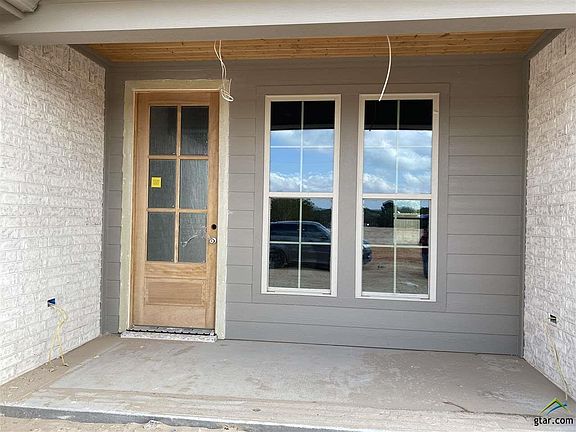 3rd image of 12476 Estelle Dr