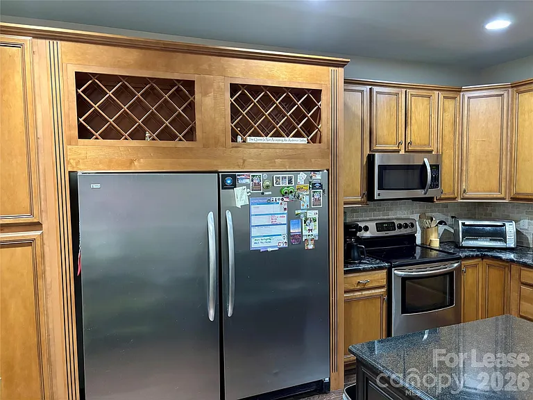 322 Patricia Ave — Photo 10