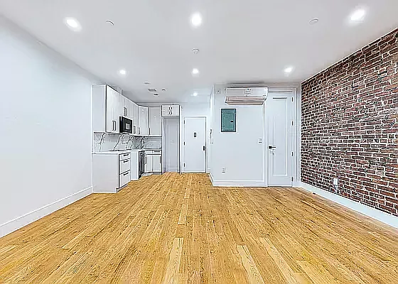 Rented by 346 Realty Group LLC | media 6