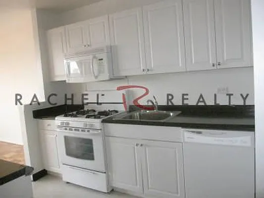 Rented by Rachel Realty | media 15