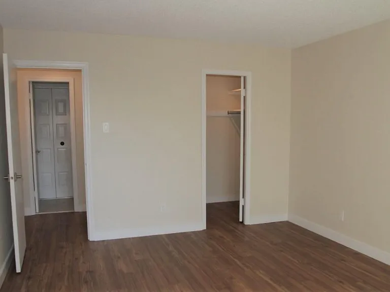 1800 Old Meadow Rd #806 — Photo 18
