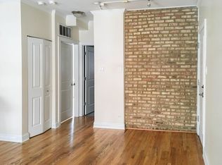 624 W Roscoe St APT 1C, Chicago, IL 60657