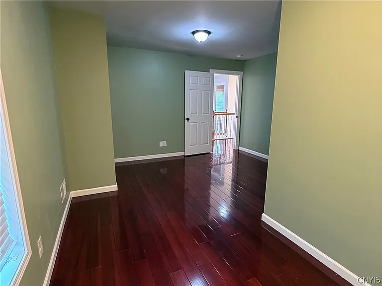 923 Emmett St — Photo 31