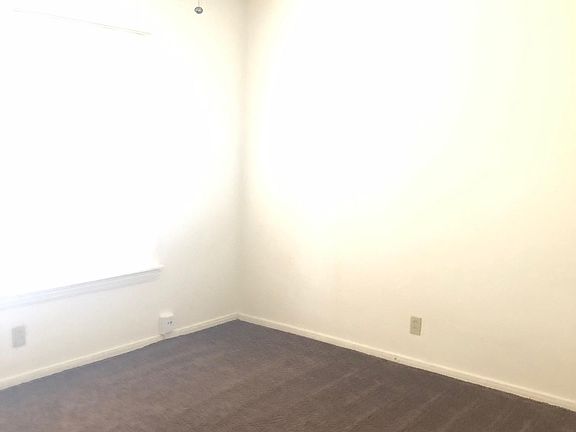 4th image of 2216 16th Ave