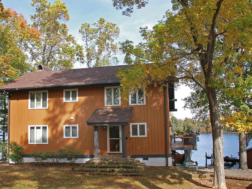 1st image of 602 Lake Shore Dr