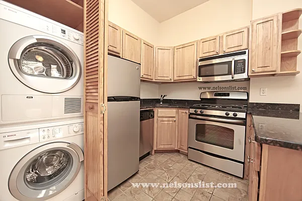 Rented by Nelson Aybar, LREB | media 7