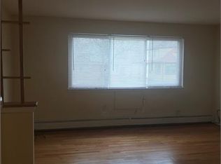 2124 S 14th Ave APT 2S, Broadview, IL 60155