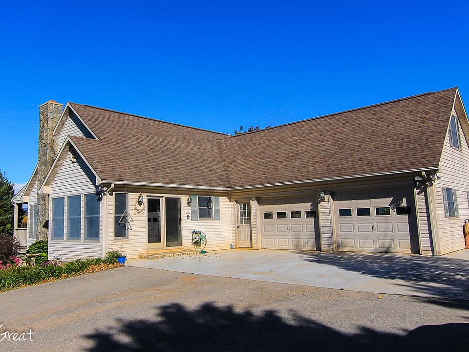 1st image of 345 Buzzard Rock Ln