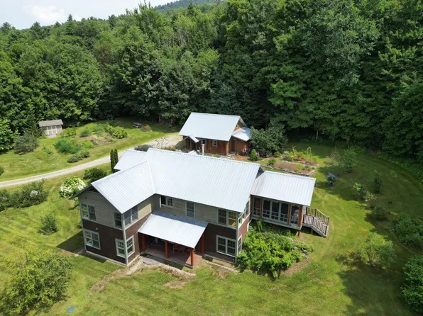 1932 Richmond Road, Hinesburg, VT 05461