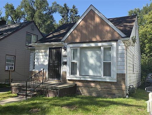 2nd image of 18631 Shiawassee Dr