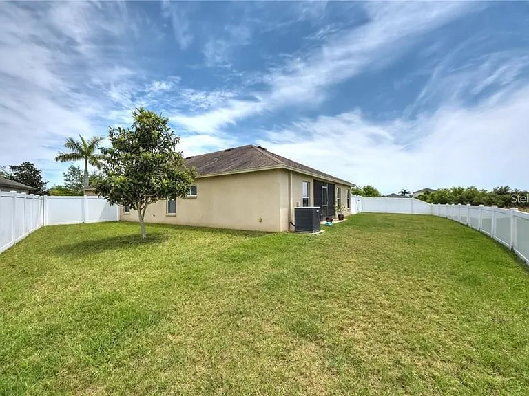 11355 Flora Springs Dr — Photo 18