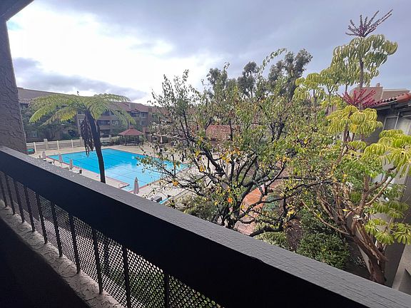 4th image of 10350 Caminito Cuervo Unit 113