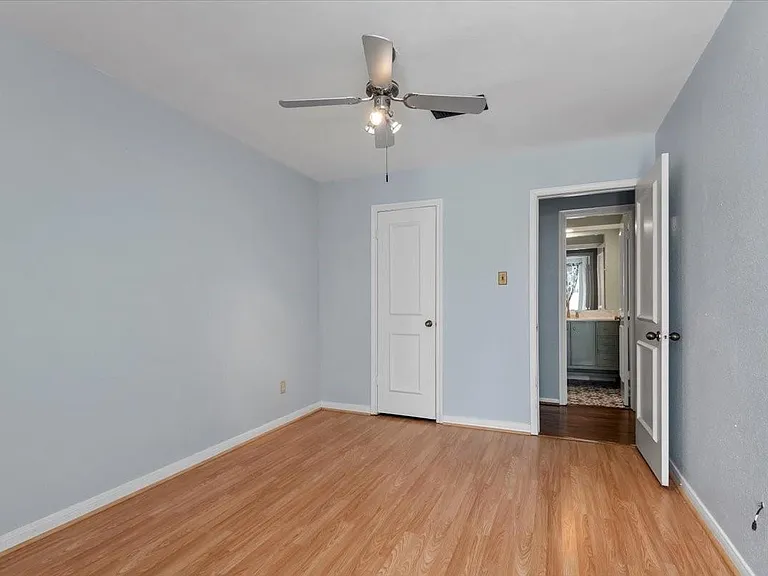 13022 Hollow Brook Dr — Photo 25