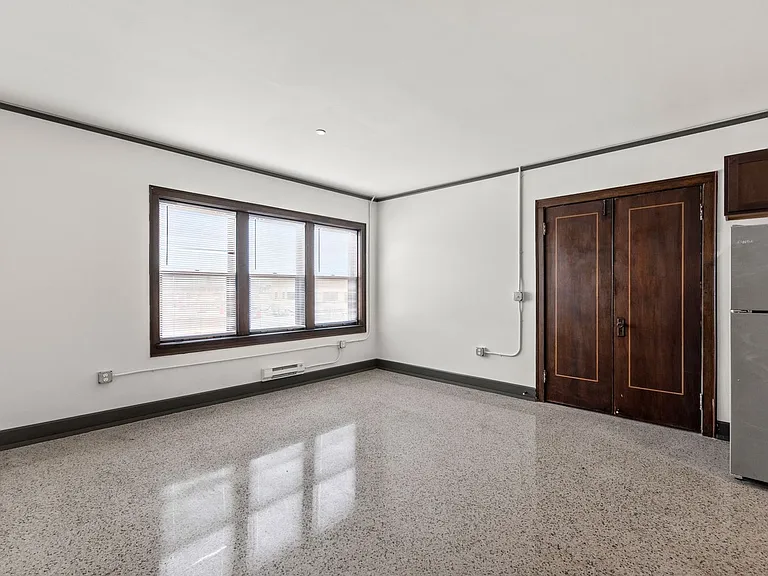 Concordia 27 Apartments - Free 1G Internet & Parking — Photo 39