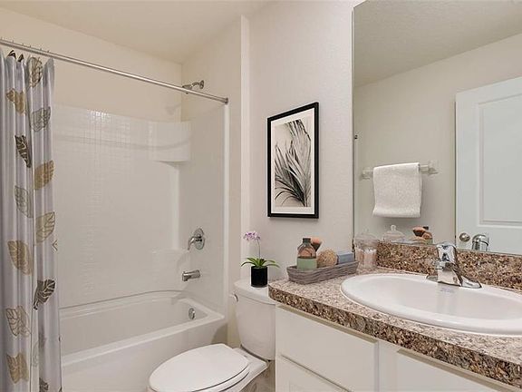 5th image of 6533 SE 4th Ln