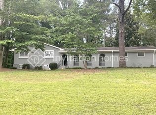 7185 Cane Leaf Dr, Fairburn, GA 30213