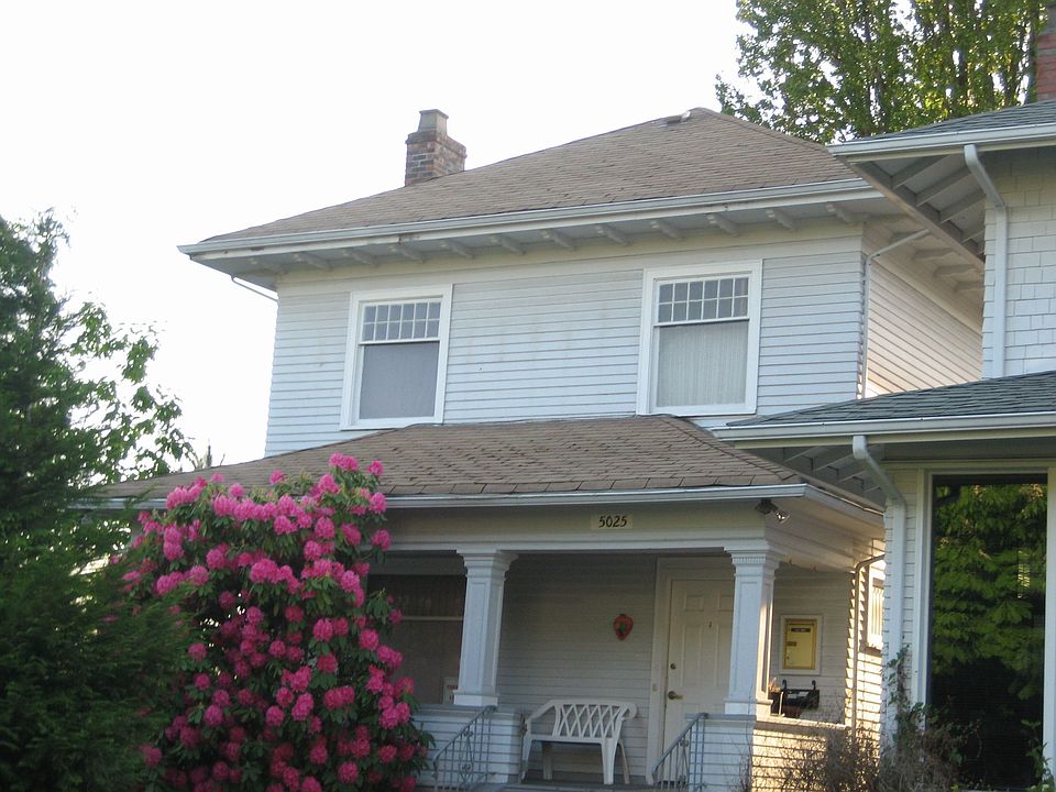 2nd image of 5025 12th Ave NE