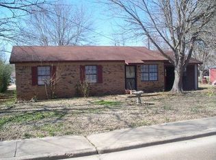 1203 Jones St, Water Valley, MS 38965