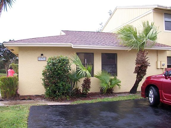 3rd image of 16324 Country Lake Cir