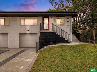 9612 Maple St, Omaha, NE 68134