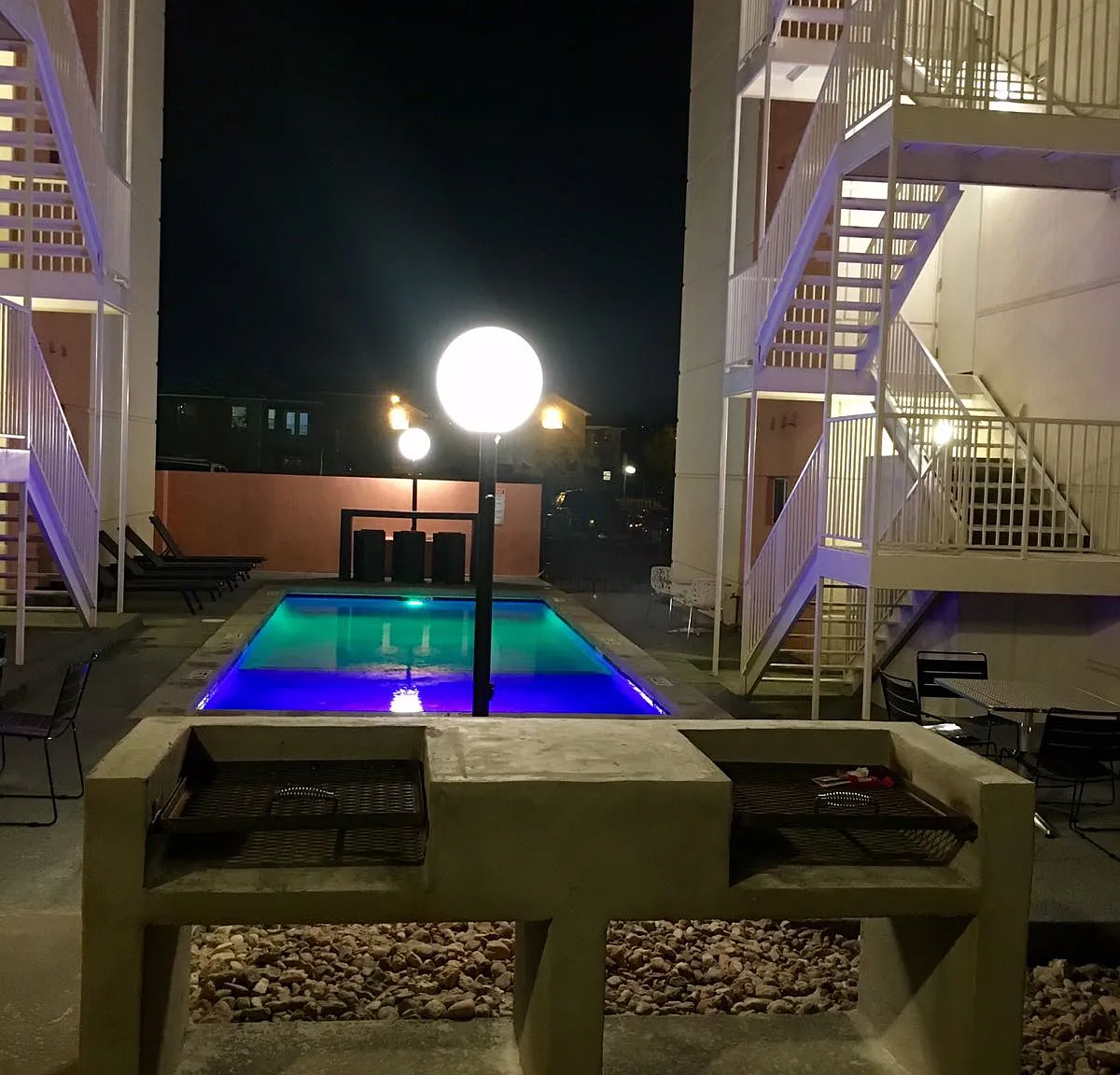 Ciro's Towers - 201W — Photo 4