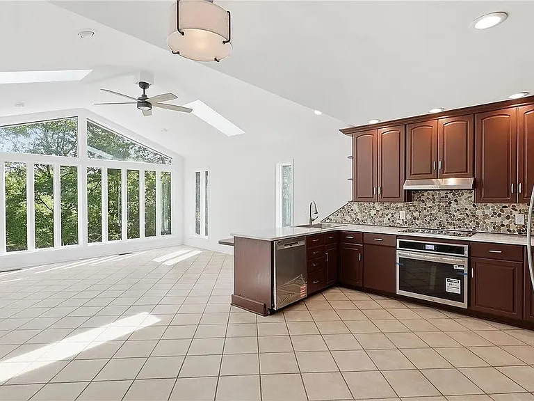 40 Oak Hill Ter — Photo 5