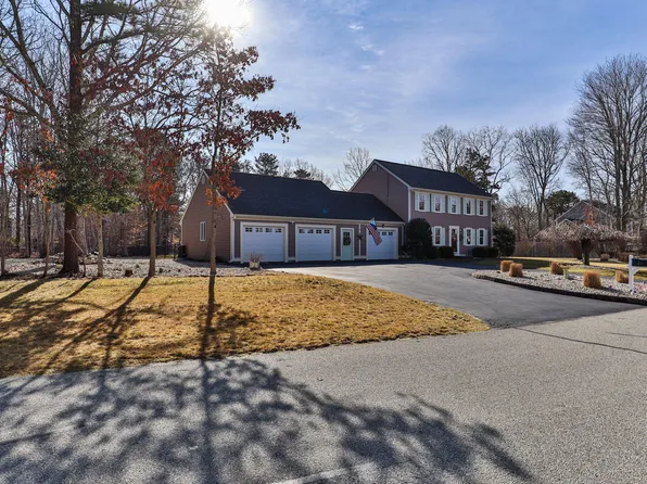 46 Grand Oak Road, Forestdale, MA 02644