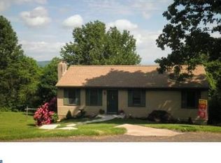 1395 Highpoint Rd, Coopersburg, PA 18036