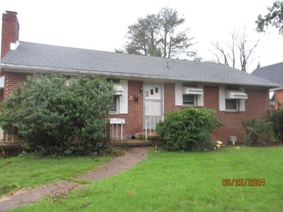 201 N Delphine Ave, Waynesboro, VA, 22980