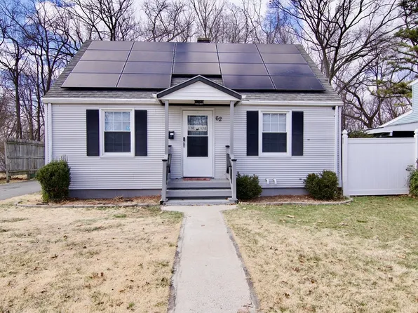 62 Midway St, Springfield, MA 01151
