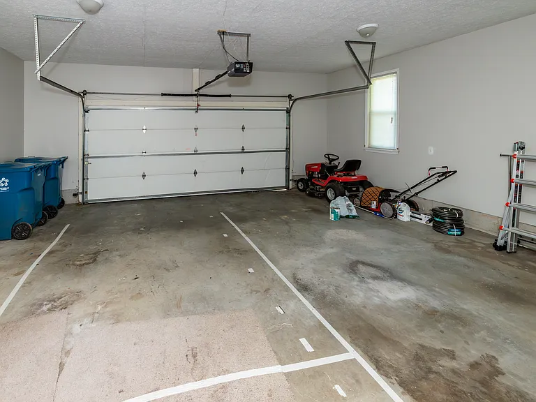 3411 Sample Way — Photo 27