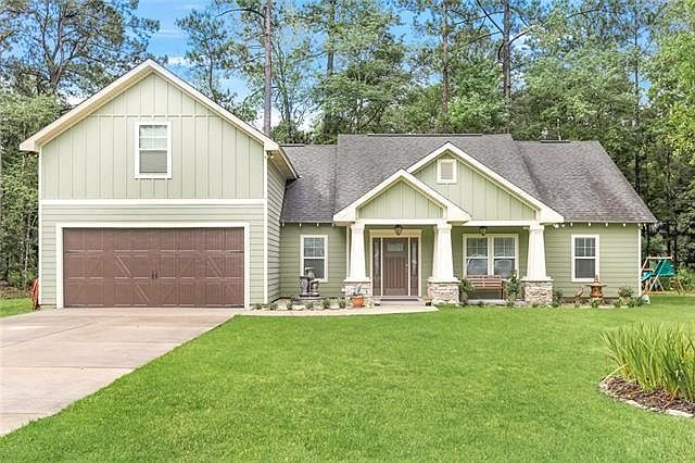 1st image of 27 Ramblewood Dr