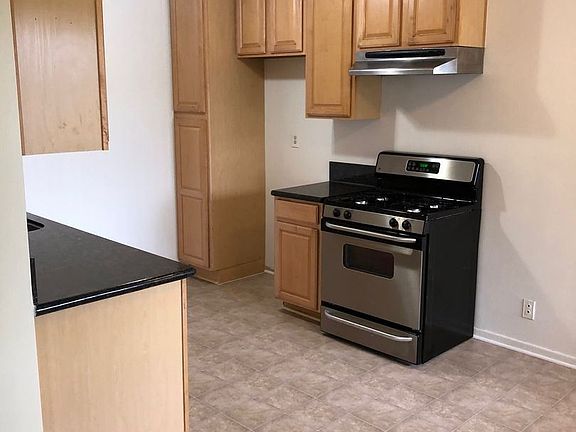 2nd image of 2729 E Spaulding St APT 4