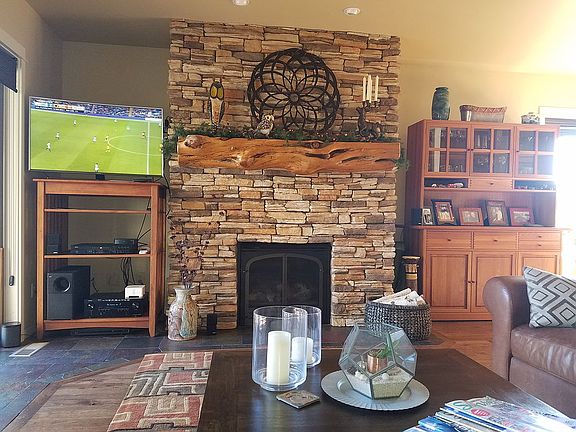 LR Fireplace