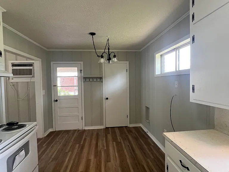 Kitchen into Breakfast Area and 
Door to Carport