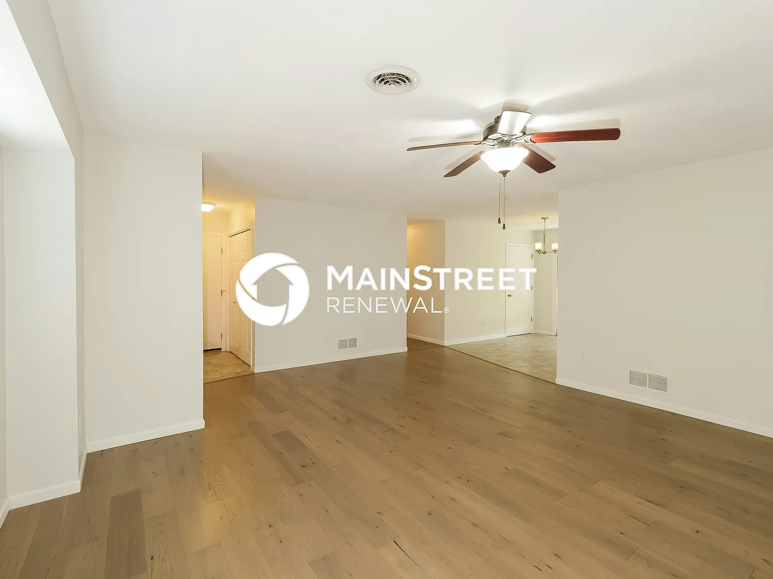 1003 Stonebrook Ln — Photo 4