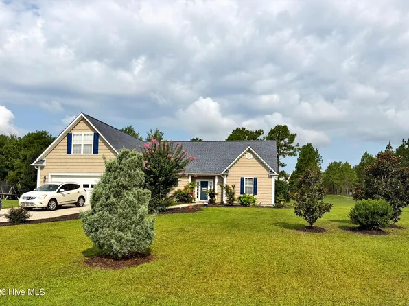 103 Bergman Street, Hampstead, NC 28443