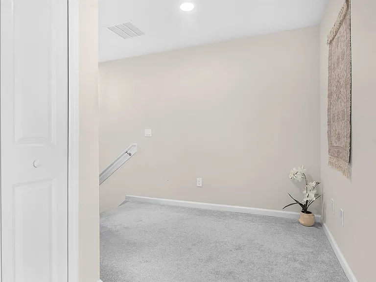 5070 Rain Shadow Dr — Photo 21