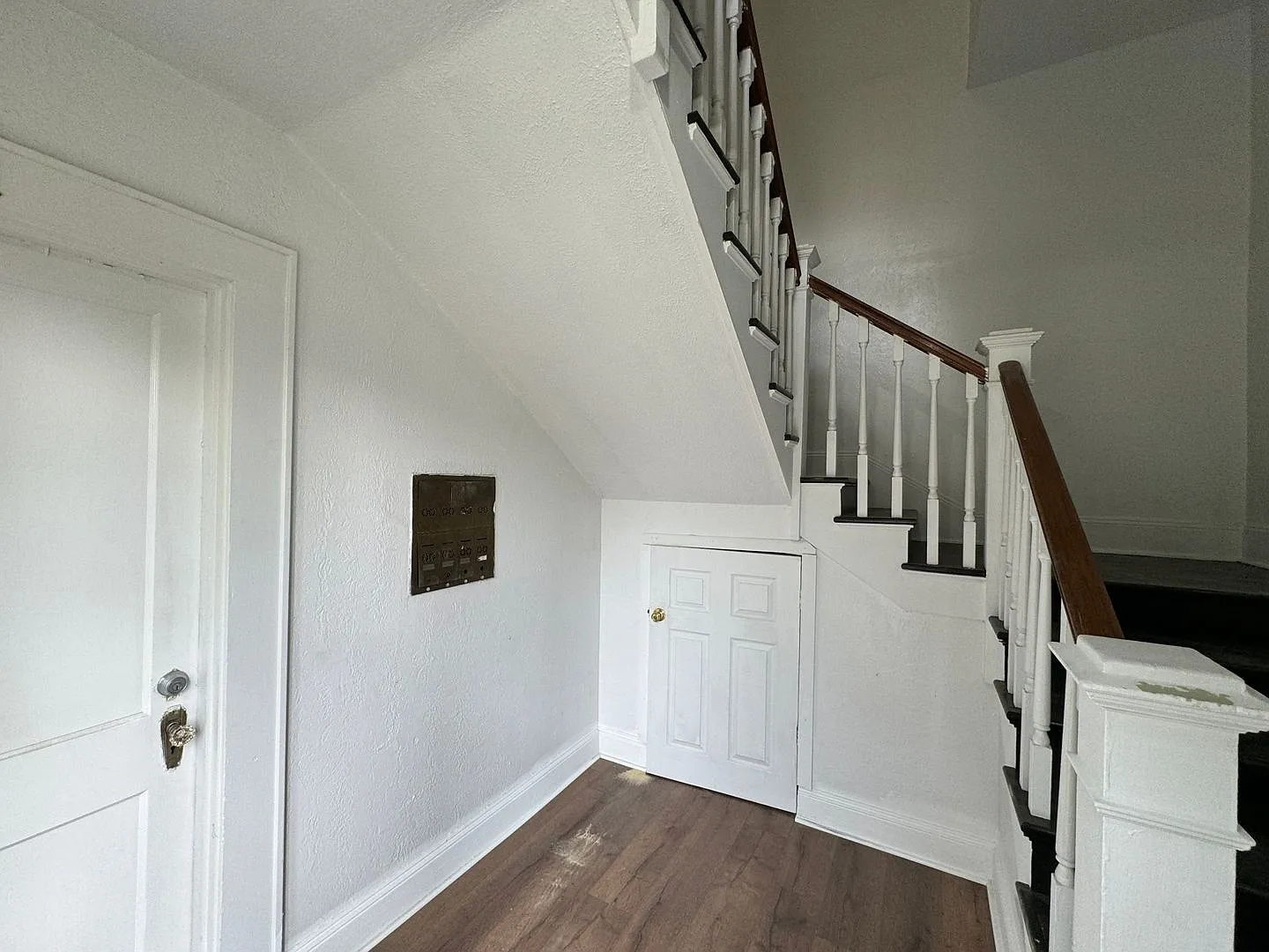 Ockley Apartments — Photo 4