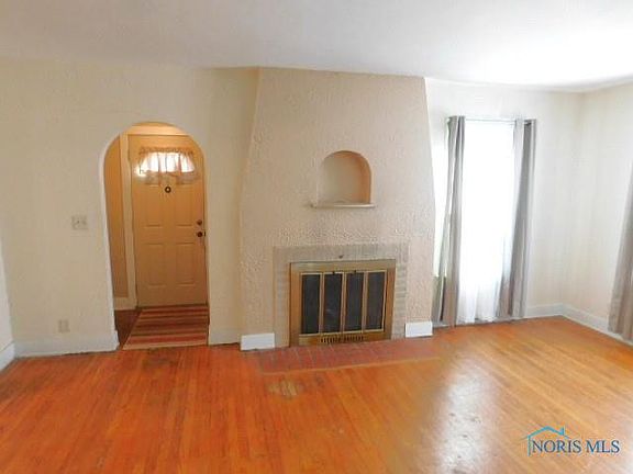 5th image of 1022 S West St