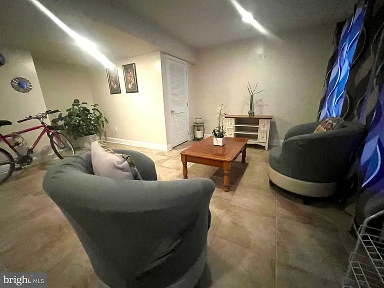 23228 Daffodil Dr — Photo 9