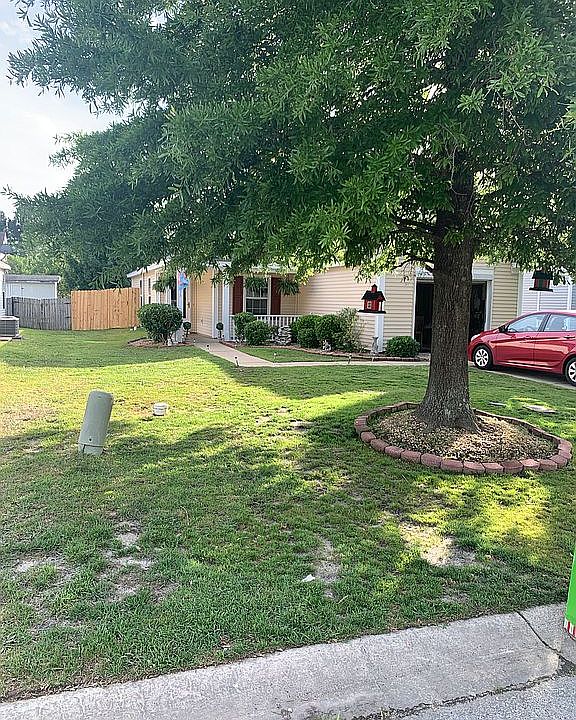 2nd image of 135 Pine Mast Ct
